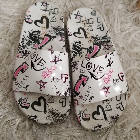 Guess girls size1 slide sandals - Picture 2 of 2